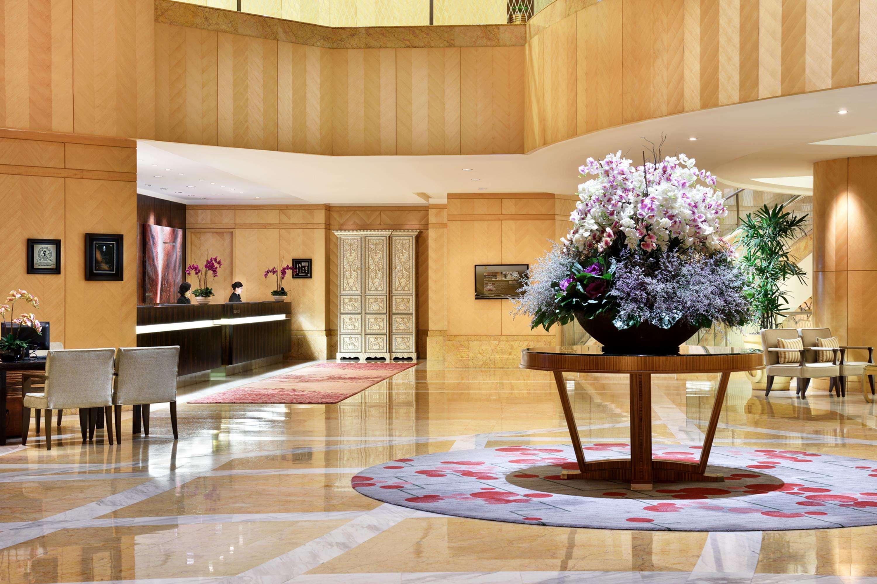 One World Hotel Петалинг Джая Екстериор снимка The lobby of the hotel
