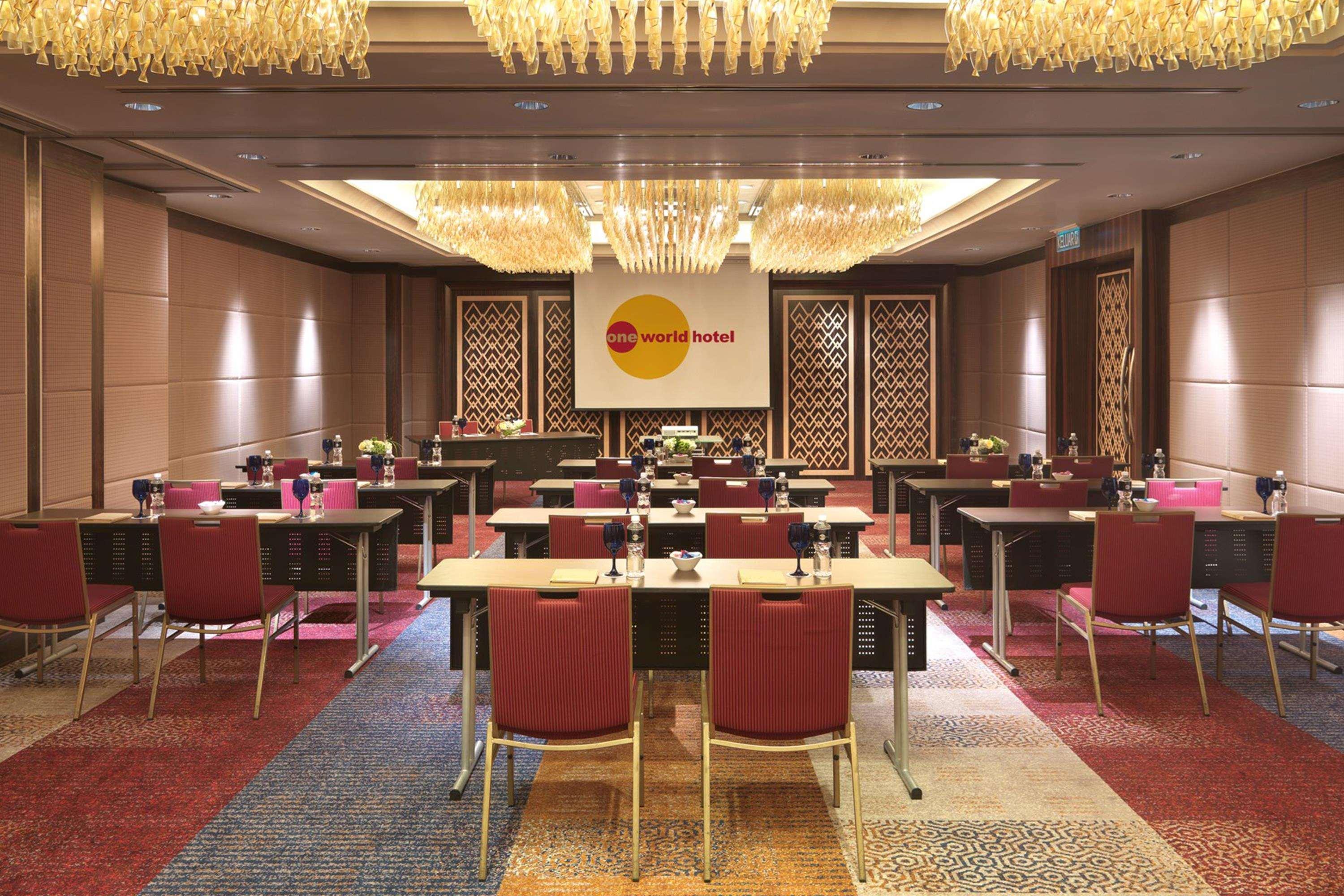 One World Hotel Петалинг Джая Екстериор снимка Meeting room