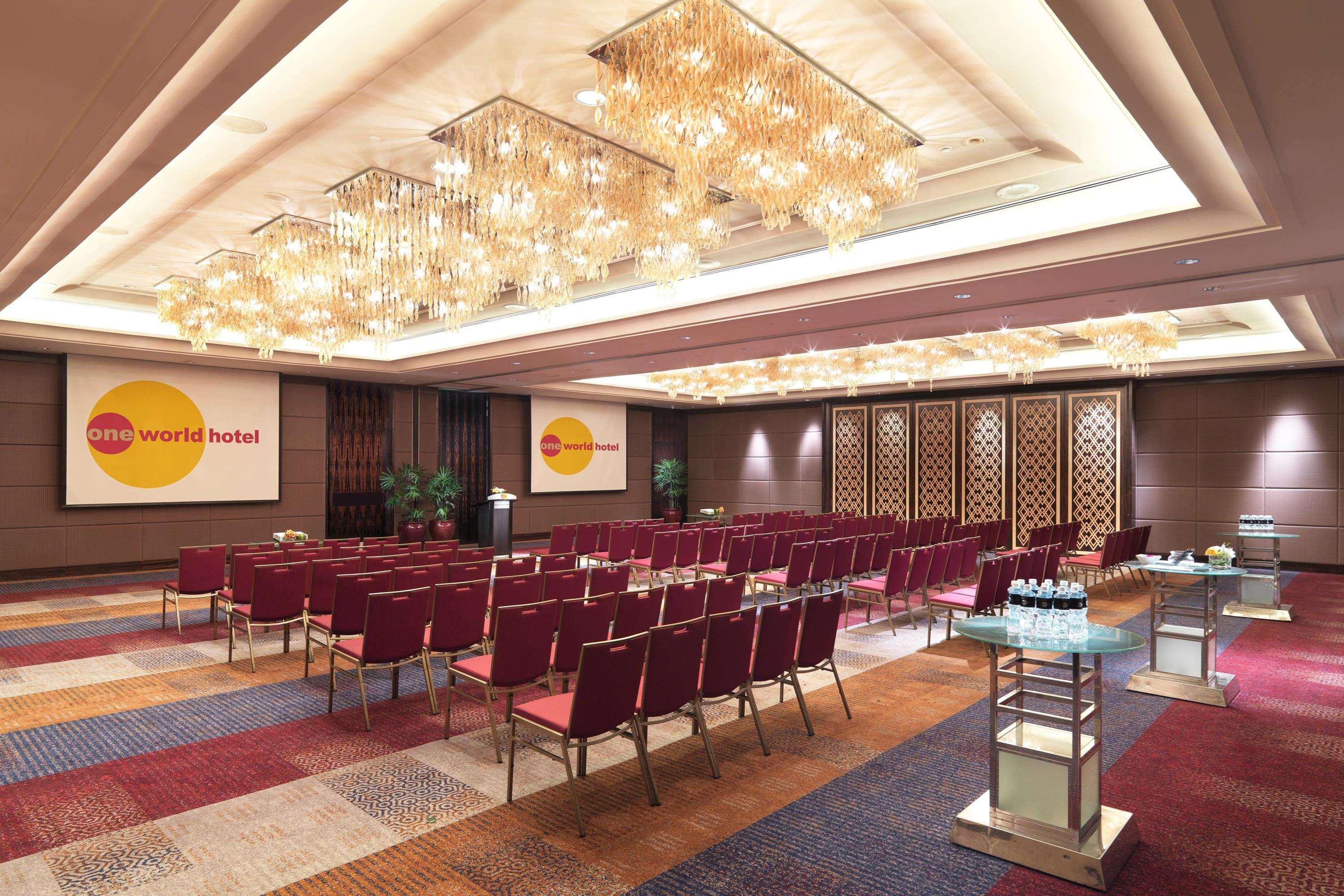 One World Hotel Петалинг Джая Екстериор снимка The ballroom