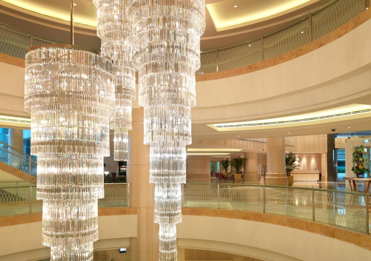 One World Hotel Петалинг Джая Екстериор снимка The lobby of the hotel